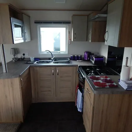 Flamingo Land - Cedar Wood Cw09 Holiday park *